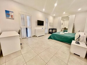 Iron/ironing board, WiFi, bed sheets - Casa Dolce Vita San Remo | City Centre & Sea (Sanremo)