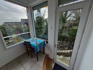 Interior - An exceptional spot! Apartment in a charming house, swimming at the bottom of the garden (Locmariaquer)