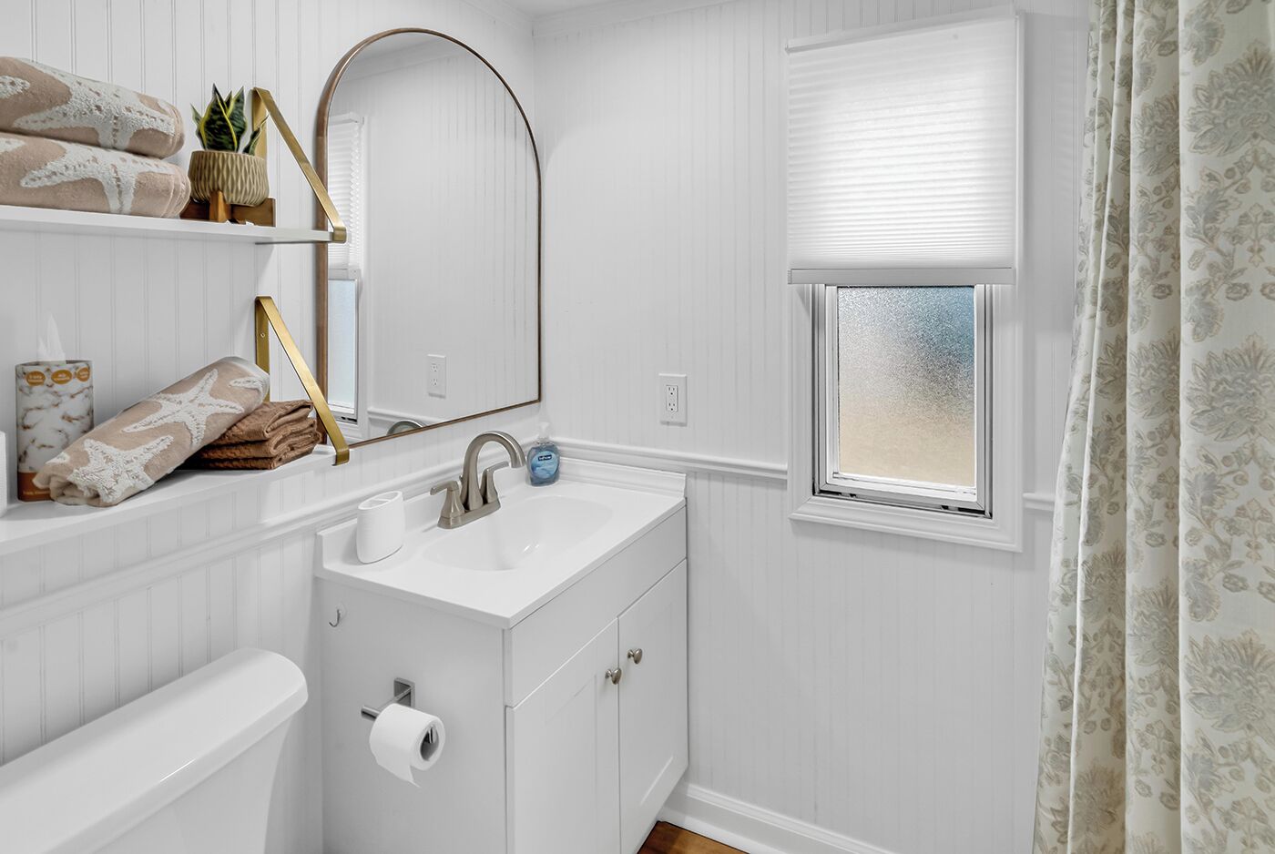 Hair dryer, towels, soap, toilet paper