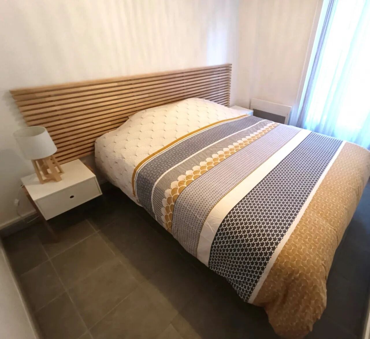 WiFi、ベッドシーツ