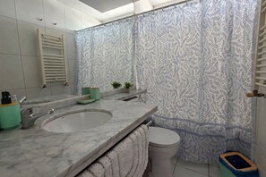 Apartment | Bathroom - Oceana Suites Alto las Condes (Santiago)