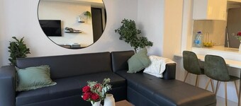 獨立大道 77 公寓飯店  