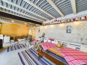 تناول الطعام