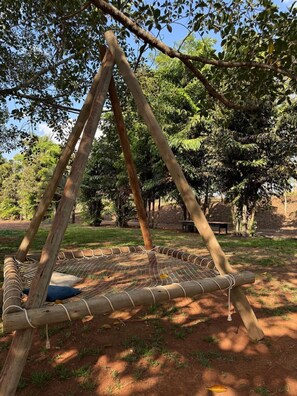 40-inch Smart TV with digital channels - BELLA TORRE HOTEL LTDA (LAGOA FORMOSA)