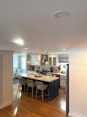 Private kitchen - Charming home in beautiful Hingham. Available during the World Cup this summer. (Hingham)