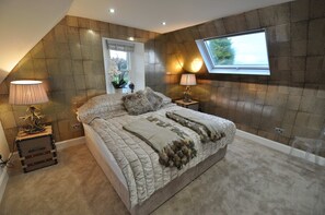 3 dormitorios, tabla de planchar con plancha, wifi y ropa de cama