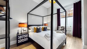 4 chambres, bureau, fer et planche à repasser, Wi-Fi