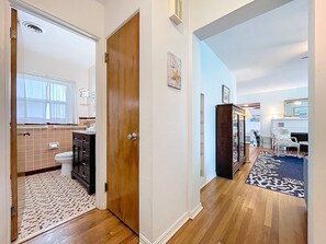 Interior - Sweet Slice of Old Florida Charm with modern amenities, large yard & beach gear (Holmes Beach)