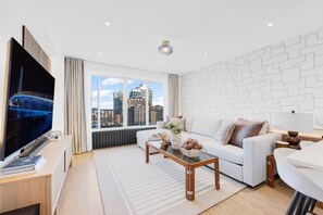 TV, stereo - Downtown Montreal Concept W/ Balcony | 1BR King Bed, Sofa Bed, Parking, TV & Gym (Montreal)
