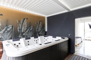 Suite Deluxe, balcon, vue mer | Intérieur