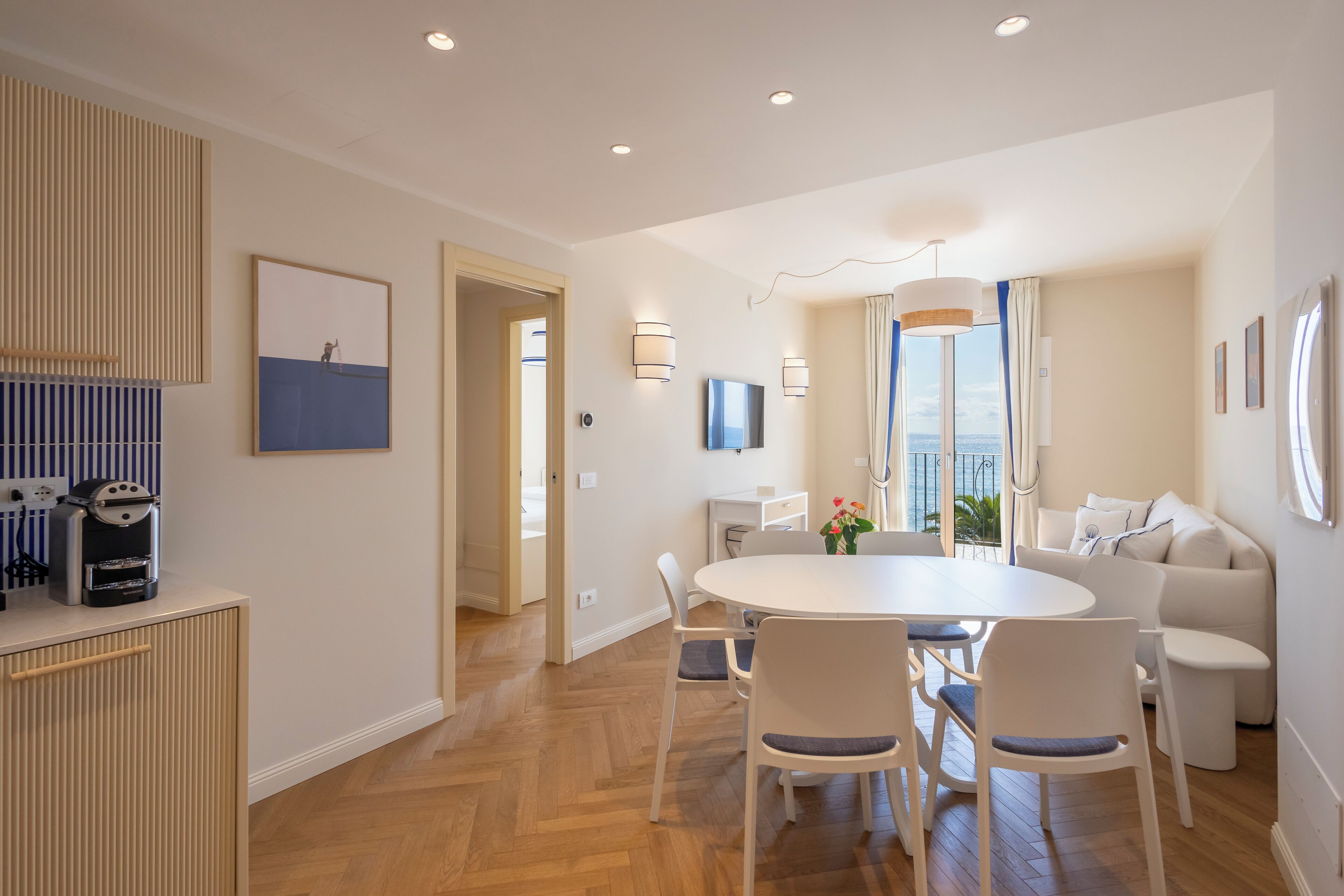 Appartamento Deluxe, balcone, vista mare (Pietra di Mare) | Pasti