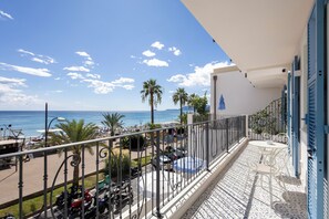 Apartamento luxo, sacada, vista para o mar (Poetica) | Terraço/pátio