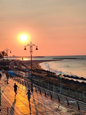 Beach nearby - Apartment 'Pueblo Quinta Deluxe' with Sea View, Wi-Fi and Air Conditioning (Benalmádena)