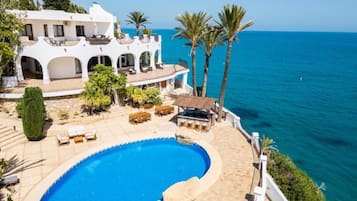 Villa, 5 habitaciones, frente al océano | Exterior