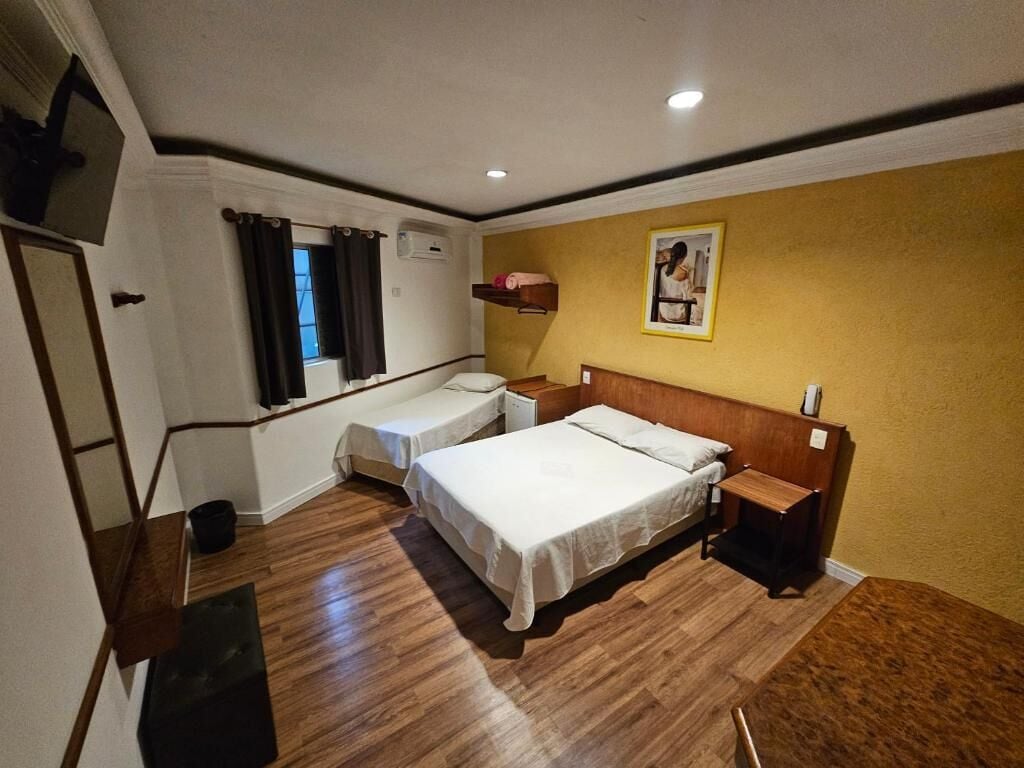 Skrivebord og wi-fi (inkludert)