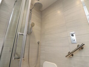 Shower - Wardenlea (Preston)