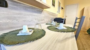 Quadruple Room, Air conditioning | Dining - Opera e tLove  (Verona)