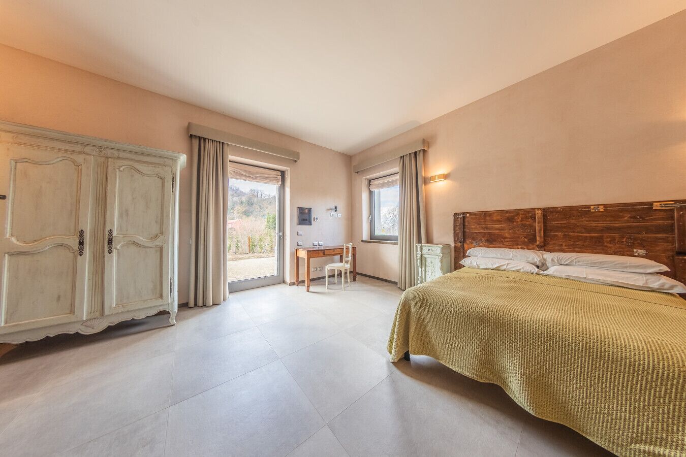 1 chambre, bureau, Wi-Fi, draps fournis