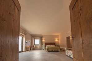 1 chambre, bureau, Wi-Fi, draps fournis