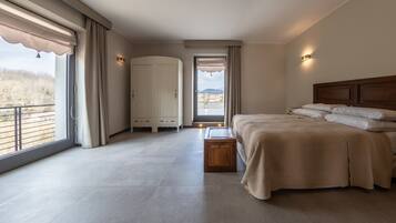 Bureau, Wi-Fi, literie fournie