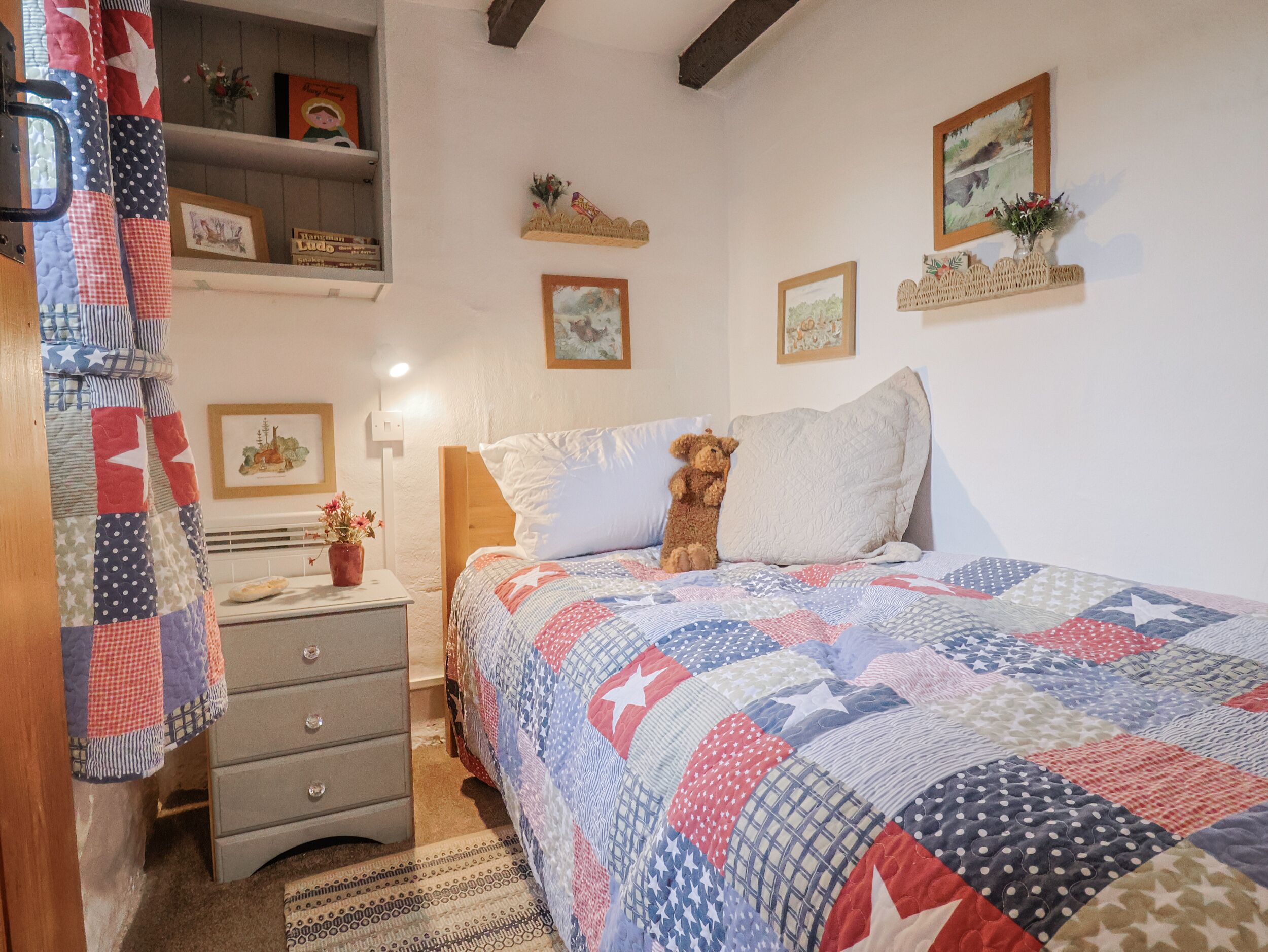 2 bedrooms, free WiFi, individually decorated, individually furnished