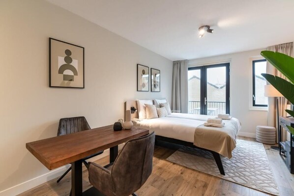 Iron/ironing board, free WiFi - Utrecht City Apartments- Weerdsingel (Utrecht)