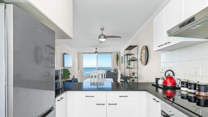 Apartment (2 Bedrooms) | Bahagian dalam