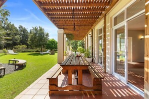 Interior - Farmhouse (Cape Town)