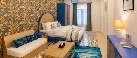 Deluxe Double Room, Non Smoking | Desk, free WiFi
