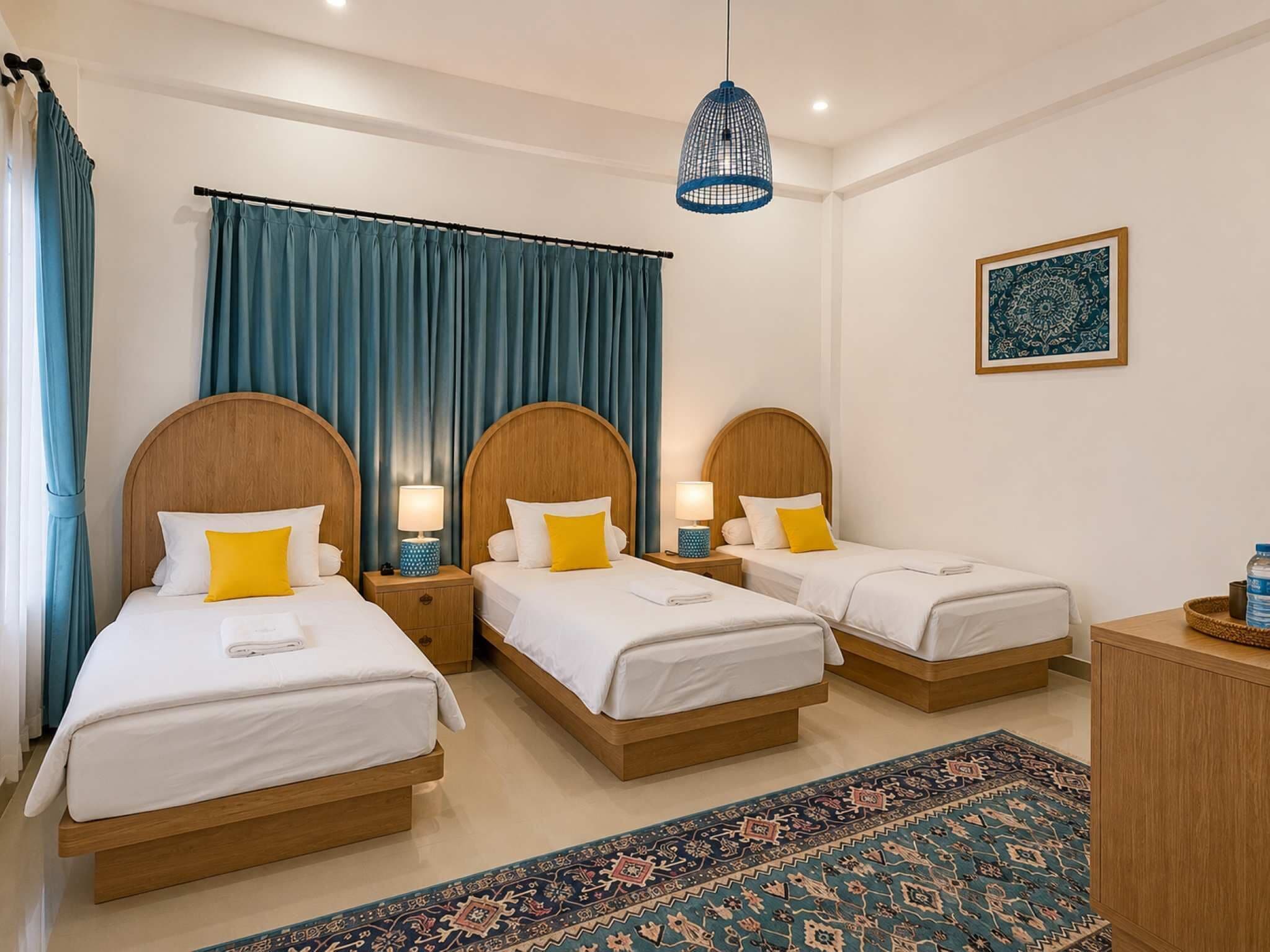 Superior Triple Room | Desk, free WiFi