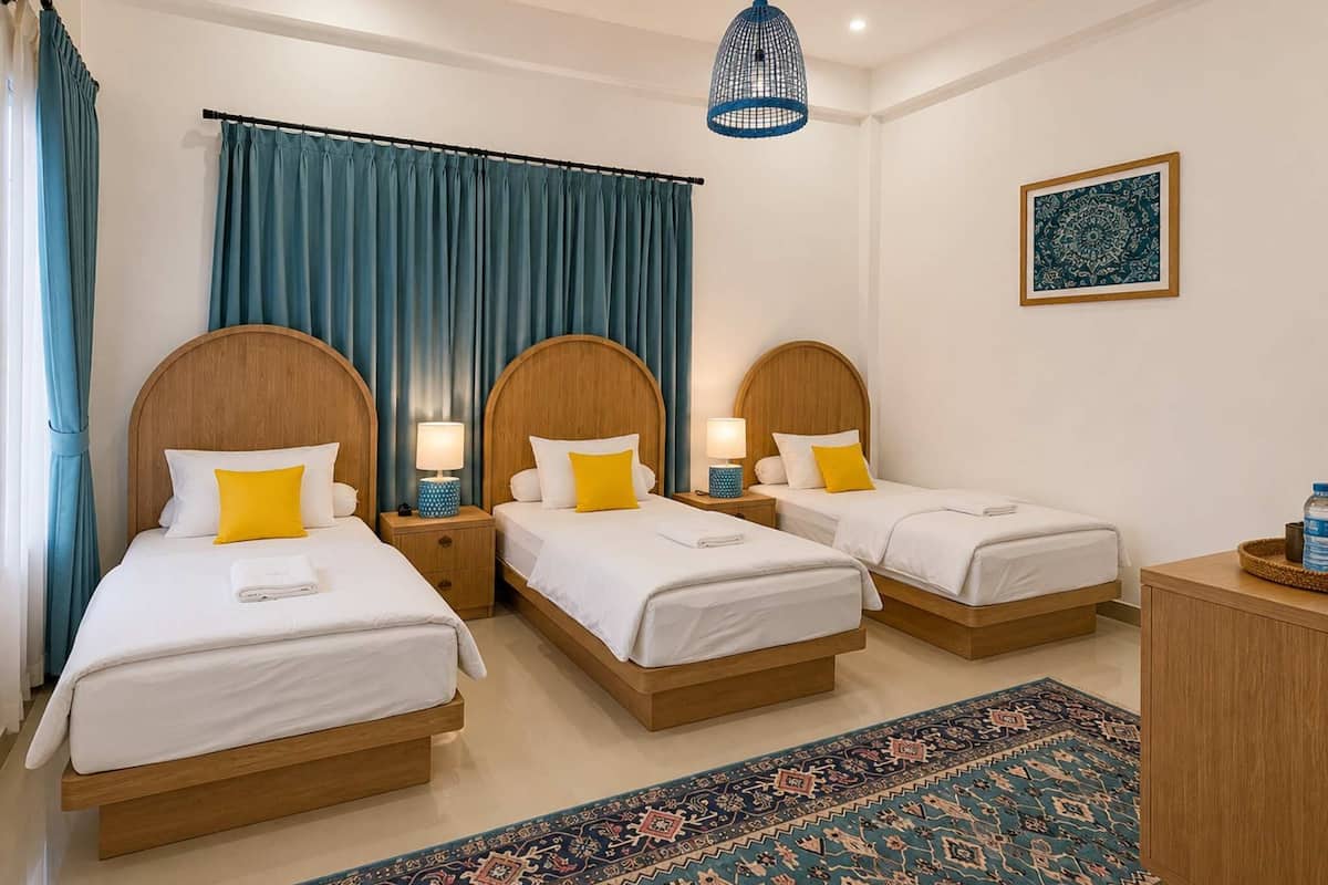 Superior Triple Room | Desk, free WiFi