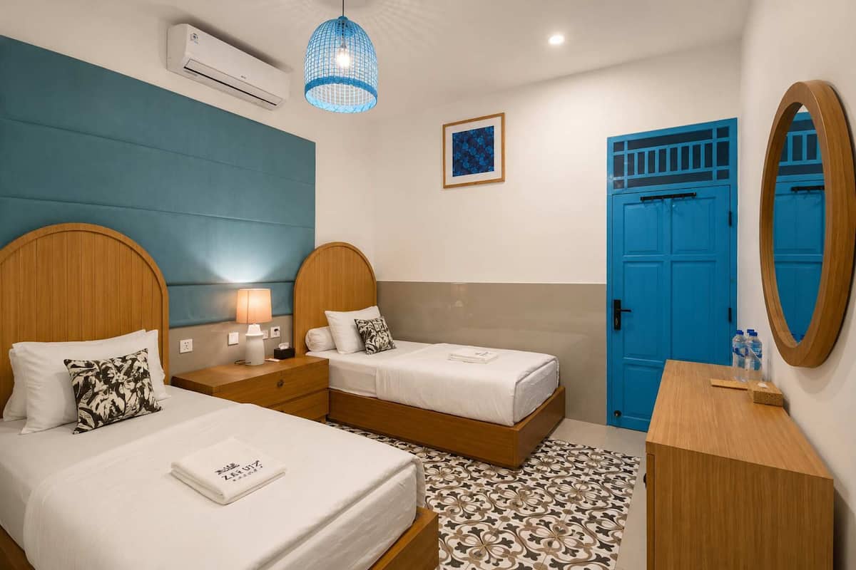 Superior Twin Room | Desk, free WiFi