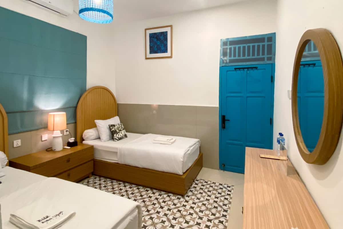 高級雙床房 | 書桌、免費 Wi-Fi