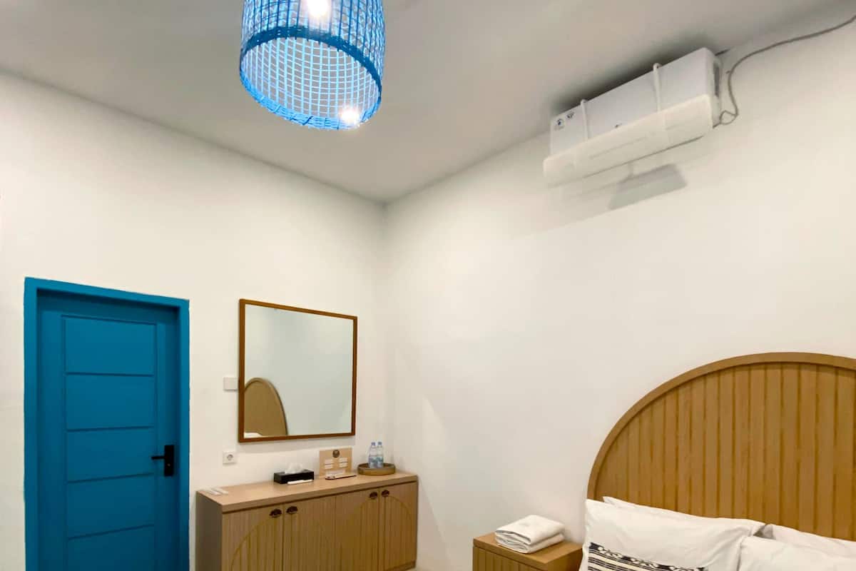 豪華雙人房 | 書桌、免費 Wi-Fi