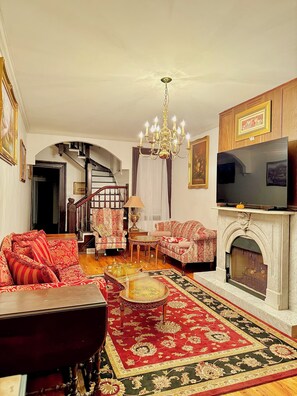 Una Smart TV, libros