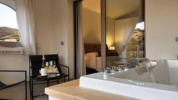Premium bedding, memory foam beds, minibar, individually decorated