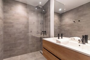 Bathroom - Hilversum City Apartments (Hilversum)