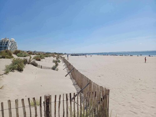 Apartment 500m from the beach