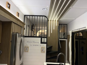 Interior - 3-bedroom RV with boat dock & golf cart in Westgate River Ranch Resort and Rodeo (Lake Wales)