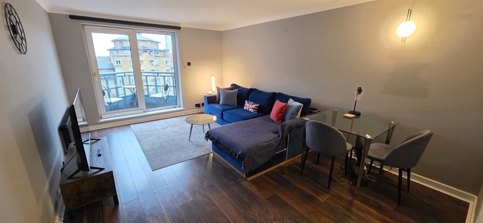 تلفزيون، مكتب