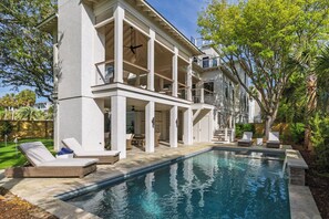 A heated pool - New Ocean View Home: Pool & Putting Green (Isle Of Palms)