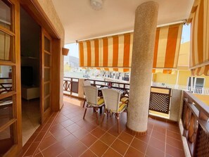 Property grounds - Fantastic location in Los Cristianos (Playa De Los Cristianos)