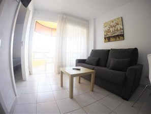 TV - Torres del Sol - fantastic sea views (Playa De Los Cristianos)