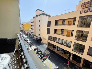 Property grounds - Canarias - modern apartment in the center (Playa De Los Cristianos)