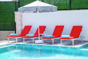 Pool - Baysal Gulce (Kaş)