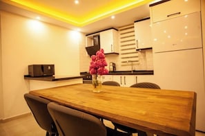 Private kitchen - Baysal Gulce (Kaş)