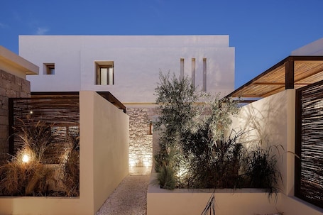 Property grounds. The Village by WPS