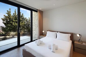 2 bedrooms, desk, iron/ironing board, WiFi - Lovely 2BR Villa with Pool in Cyprus (Tsada)