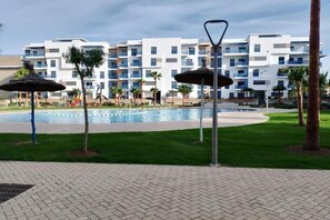 Pool - Martil Costa-Mar Playa 7 with large terrace and 5min walk to the beach (Martil)