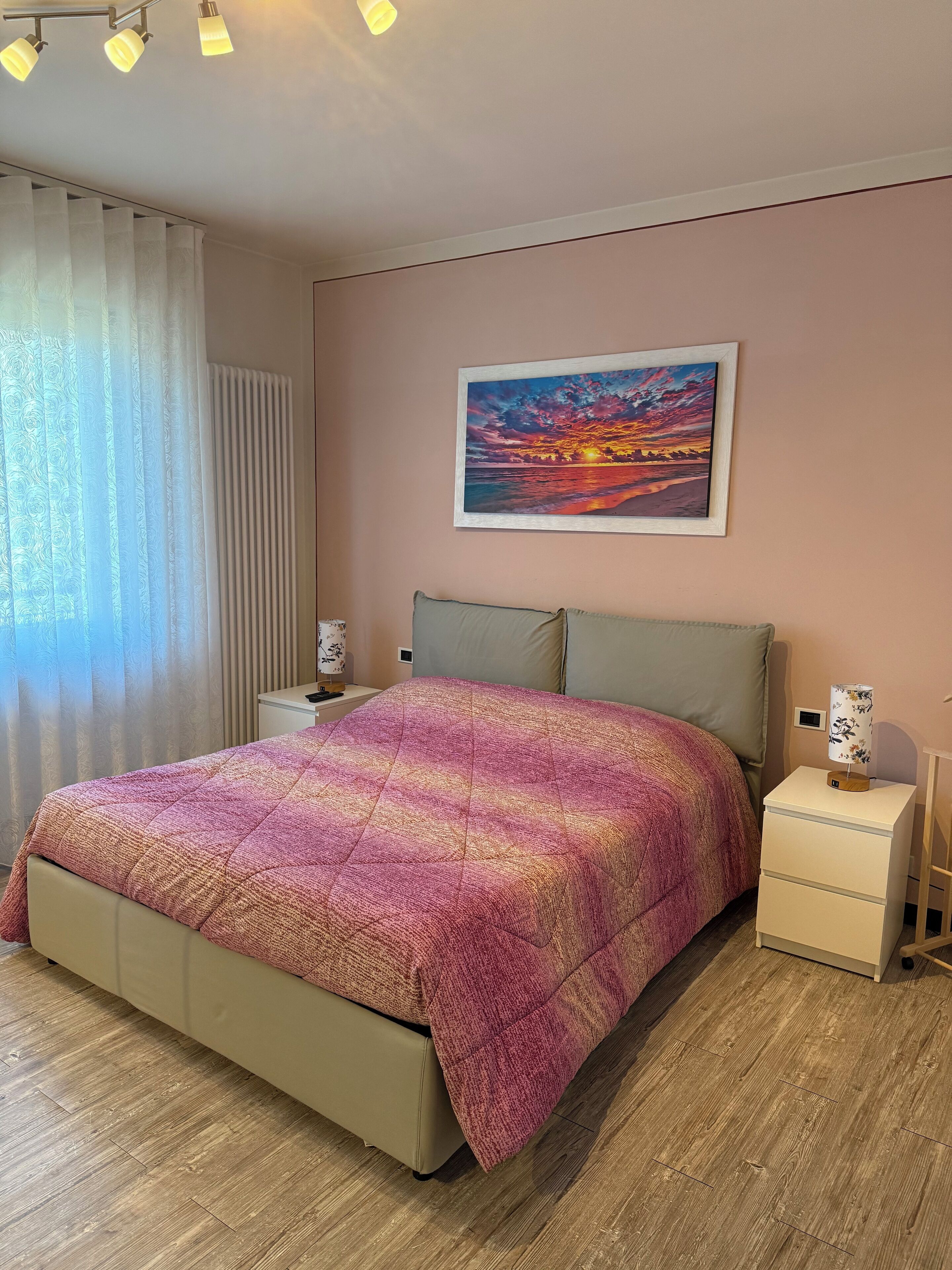 Desk, iron/ironing board, free WiFi, bed sheets